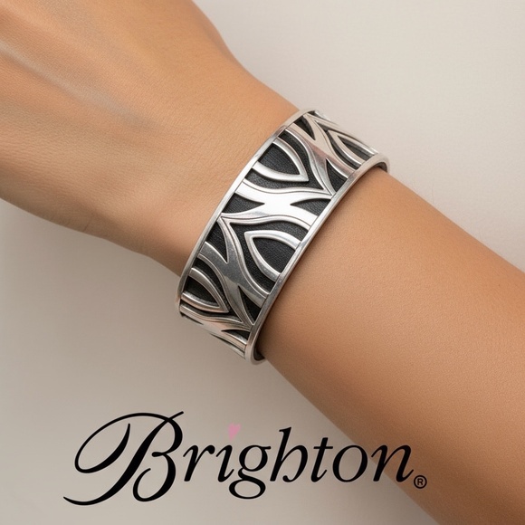Brighton Jewelry - BRIGHTON Christo Moscow Cuff Bracelet - replaceable background color